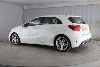 MERCEDES-BENZ A-CLASS 2.1 A200d AMG Line Hatchback 5dr Diesel 7G-DCT Euro 6 (s/s) (136