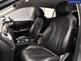 MG MG5 61.1kWh Exclusive Long Range Estate 5dr Electric Auto (156 ps)