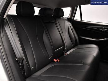 MG MG5 61.1kWh Exclusive Long Range Estate 5dr Electric Auto (156 ps)