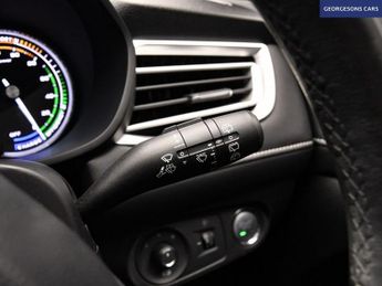 MG MG5 61.1kWh Exclusive Long Range Estate 5dr Electric Auto (156 ps)