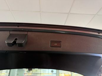 VOLKSWAGEN T-ROC 1.5 TSI GPF EVO SEL SUV 5dr Petrol DSG Euro 6 (s/s) (150 ps)