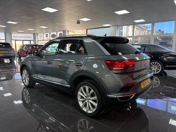 VOLKSWAGEN T-ROC 1.5 TSI GPF EVO SEL SUV 5dr Petrol DSG Euro 6 (s/s) (150 ps)