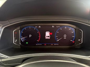 VOLKSWAGEN T-ROC 1.5 TSI GPF EVO SEL SUV 5dr Petrol DSG Euro 6 (s/s) (150 ps)