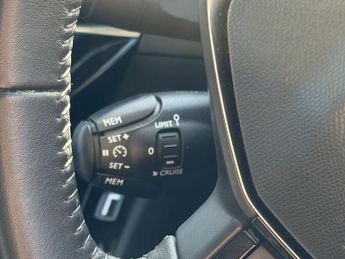 PEUGEOT E-208 50kWh Allure Premium Hatchback 5dr Electric Auto (7kW Charger) (