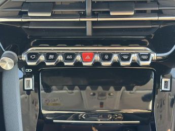 PEUGEOT E-208 50kWh Allure Premium Hatchback 5dr Electric Auto (7kW Charger) (