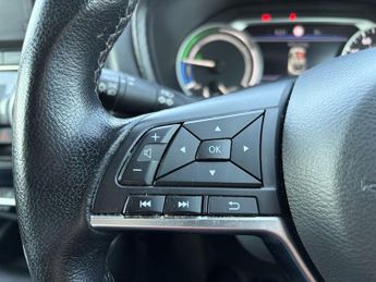 NISSAN JUKE 1.6 N-Connecta SUV 5dr Petrol Hybrid Auto Euro 6 (143 ps)