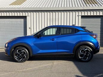 NISSAN JUKE 1.6 N-Connecta SUV 5dr Petrol Hybrid Auto Euro 6 (143 ps)