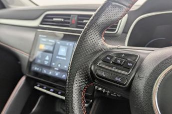 MG MG ZS 72.6kWh Trophy Long Range SUV 5dr Electric Auto (156 ps)