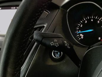 FORD FOCUS 1.0T EcoBoost Titanium Hatchback 5dr Petrol Auto Euro 6 (s/s) (1