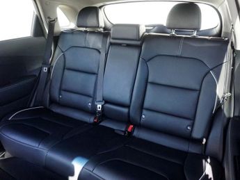 KIA NIRO 64kWh 4+ SUV Electric Auto 5dr - Just 59,862 Miles / Electric Su