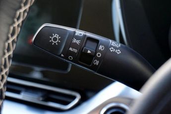 KIA NIRO 64kWh 4+ SUV Electric Auto 5dr - Just 59,862 Miles / Electric Su