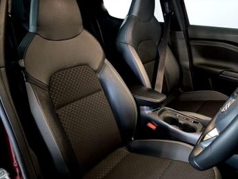 NISSAN JUKE 1.6 N-Connecta SUV 5dr Petrol Hybrid Auto Euro 6 (143 ps)