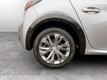 PEUGEOT E-208 50kWh Allure Premium + Hatchback 5dr Electric Auto (7.4kW Charge
