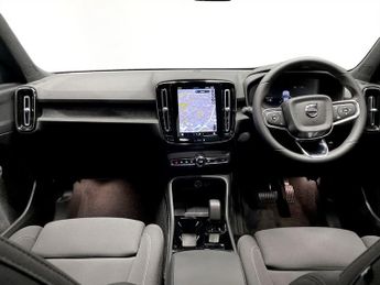 VOLVO XC40 Recharge 69kWh Core SUV 5dr Electric Auto (231 ps)