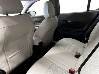 FIAT 600 1.2 MHEV SUV 5dr Petrol Hybrid e-DCT Euro 6 (s/s) (100 ps)