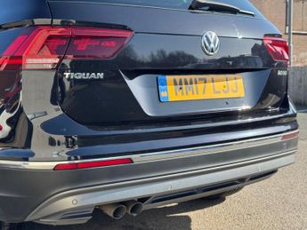 VOLKSWAGEN TIGUAN 2.0 TDI BlueMotion Tech SEL SUV 5dr Diesel DSG Euro 6 (s/s) (150
