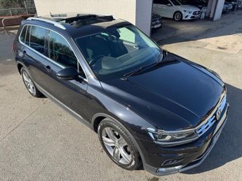 VOLKSWAGEN TIGUAN 2.0 TDI BlueMotion Tech SEL SUV 5dr Diesel DSG Euro 6 (s/s) (150