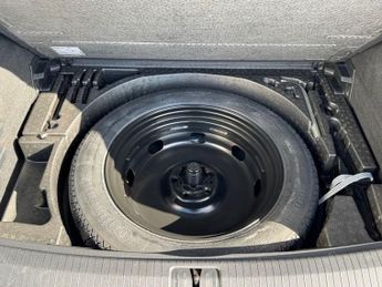 VOLKSWAGEN TIGUAN 2.0 TDI BlueMotion Tech SEL SUV 5dr Diesel DSG Euro 6 (s/s) (150