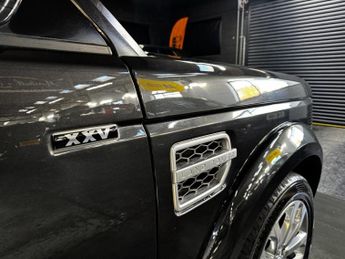 LAND ROVER DISCOVERY 4 3.0 SD V6 XXV SUV 5dr Diesel Auto 4WD Euro 5 (s/s) (255 bhp)