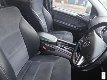 MERCEDES-BENZ M-CLASS 3.0 ML350 CDI V6 BlueEfficiency Sport SUV 5dr Diesel G-Tronic 4W