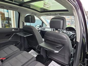 VOLKSWAGEN TOURAN 1.6 TDI BlueMotion Tech SE Family MPV 5dr Diesel DSG Euro 6 (s/s