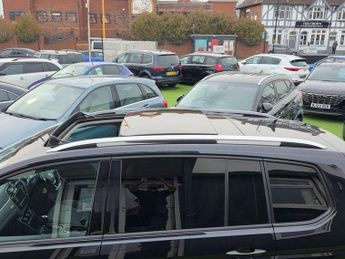 VOLKSWAGEN TOURAN 1.6 TDI BlueMotion Tech SE Family MPV 5dr Diesel DSG Euro 6 (s/s