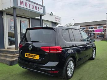 VOLKSWAGEN TOURAN 1.6 TDI BlueMotion Tech SE Family MPV 5dr Diesel DSG Euro 6 (s/s