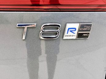 VOLVO XC60 2.0h T8 Twin Engine 11.6kWh R-Design SUV 5dr Petrol Plug-in Hybr