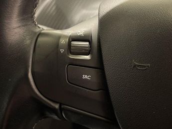 PEUGEOT 208 1.2 PureTech Allure Hatchback 5dr Petrol EAT Euro 6 (s/s) (110 p