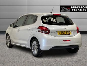 PEUGEOT 208 1.2 PureTech Allure Hatchback 5dr Petrol EAT Euro 6 (s/s) (110 p