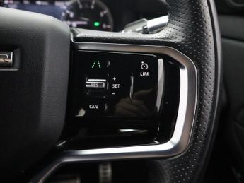 LAND ROVER RANGE ROVER EVOQUE 1.5 P300e 12.2kWh R-Dynamic SE SUV 5dr Petrol Plug-in Hybrid Aut