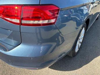 VOLKSWAGEN PASSAT 1.6 TDI SE Business Estate 5dr Diesel Manual Euro 6 (s/s) (120 p