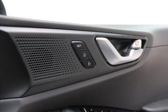 HYUNDAI IONIQ 1.6 h-GDi 8.9kWh Premium SE Hatchback 5dr Petrol Plug-in Hybrid 