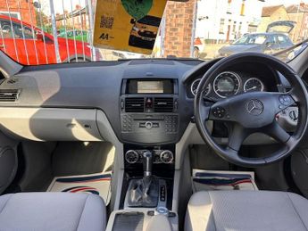 MERCEDES-BENZ C-CLASS 1.8 C180K SE Saloon 4dr Petrol Auto Euro 4 (156 ps)