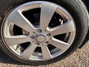 MERCEDES-BENZ C-CLASS 1.8 C180K SE Saloon 4dr Petrol Auto Euro 4 (156 ps)