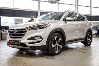 HYUNDAI TUCSON 2.0 CRDi Premium SE SUV 5dr Diesel Auto 4WD Euro 6 (136 ps)