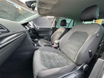 VOLKSWAGEN GOLF 2.0 TDI GT Hatchback 5dr Diesel DSG Euro 6 (s/s) (150 ps)