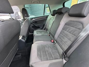 VOLKSWAGEN GOLF 2.0 TDI GT Hatchback 5dr Diesel DSG Euro 6 (s/s) (150 ps)