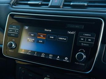 NISSAN LEAF 40kWh Tekna Hatchback 5dr Electric Auto (150 ps)