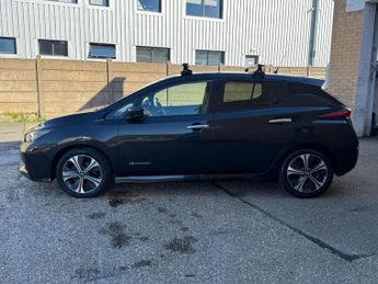 NISSAN LEAF 40kWh Tekna Hatchback 5dr Electric Auto (150 ps)