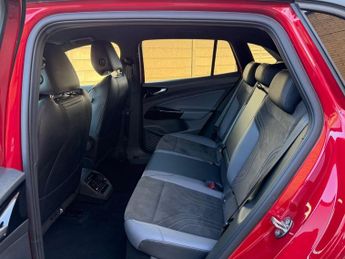 VOLKSWAGEN ID.4 Pure 52kWh Style SUV 5dr Electric Auto (148 ps)