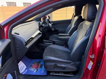 VOLKSWAGEN ID.4 Pure 52kWh Style SUV 5dr Electric Auto (148 ps)