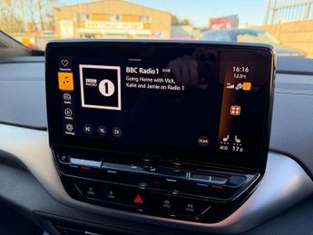 VOLKSWAGEN ID.4 Pure 52kWh Style SUV 5dr Electric Auto (148 ps)