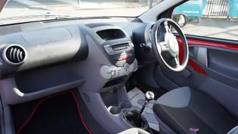 CITROEN C1 1.0i VTR+ Hatchback 3dr Petrol Manual Euro 5 (68 ps)