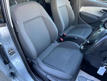 VOLKSWAGEN POLO 1.2 TSI BlueMotion Tech SE Design Hatchback 5dr Petrol DSG Euro 