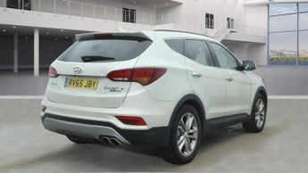 HYUNDAI SANTA FE 2.2 CRDi Blue Drive Premium SE SUV 5dr Diesel Auto 4WD Euro 6 (s