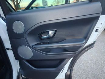 LAND ROVER RANGE ROVER EVOQUE 2.2 SD4 Prestige SUV 5dr Diesel Auto 4WD Euro 5 (190 ps)