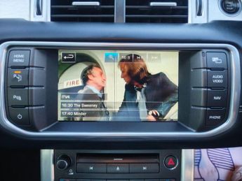 LAND ROVER RANGE ROVER EVOQUE 2.2 SD4 Prestige SUV 5dr Diesel Auto 4WD Euro 5 (190 ps)