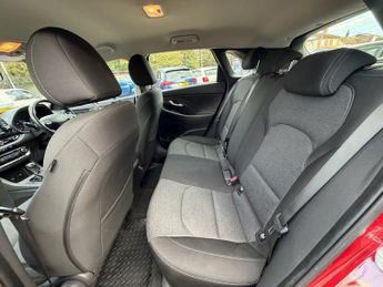 HYUNDAI I30 1.0 T-GDi MHEV SE Connect Hatchback 5dr Petrol Hybrid DCT Euro 6
