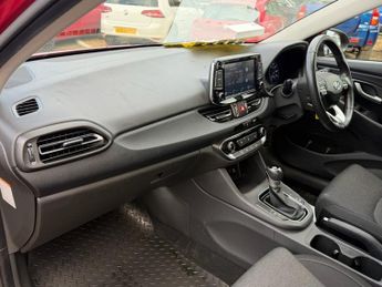 HYUNDAI I30 1.0 T-GDi MHEV SE Connect Hatchback 5dr Petrol Hybrid DCT Euro 6